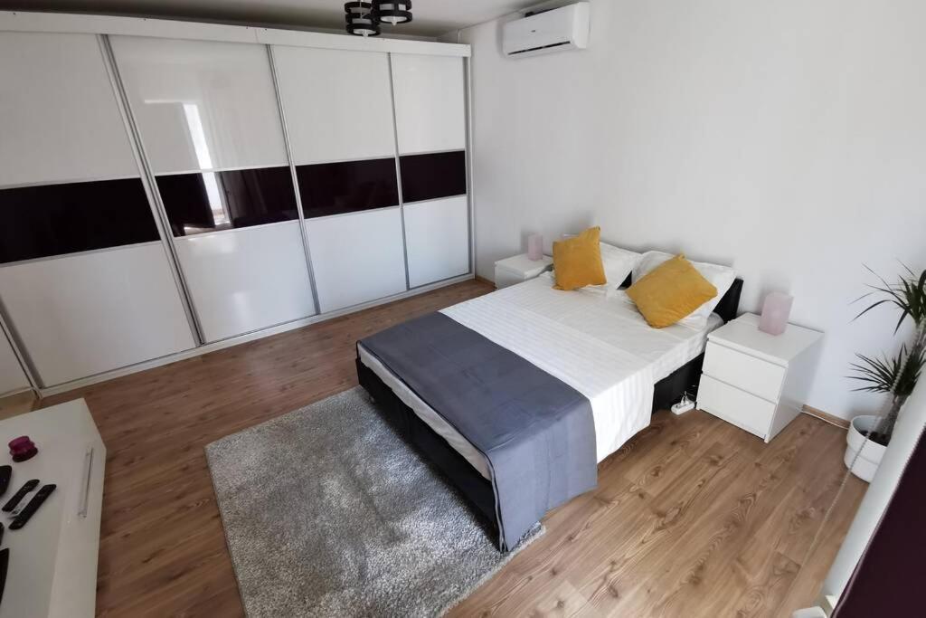 Bertigart Studio Apartment Bukurešť Exteriér fotografie